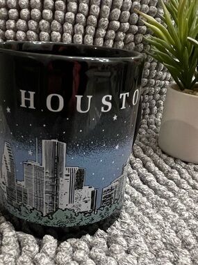 Houston Cityscape Ceramic Mug - Black/Blue